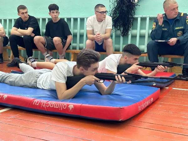 Районный конкурс «СТАТЕН В СТРОЮ – ГОДЕН В БОЮ!»