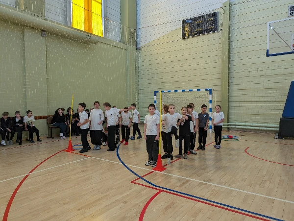 Весёлые старты среди школ района